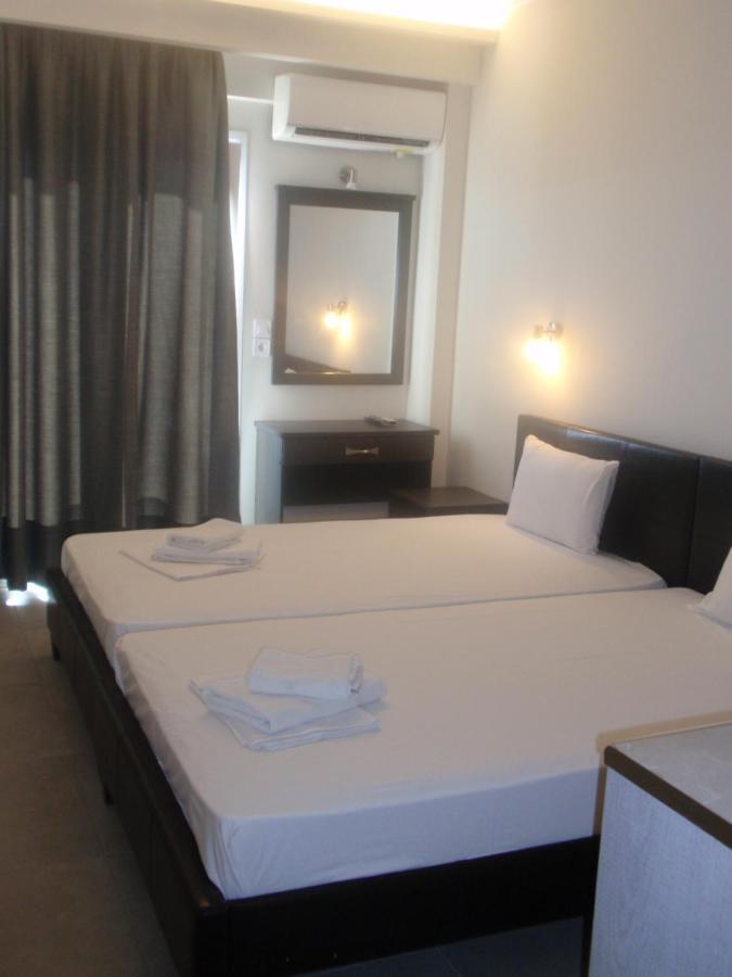 Hotel Banbus 卢特拉艾季普苏 外观 照片