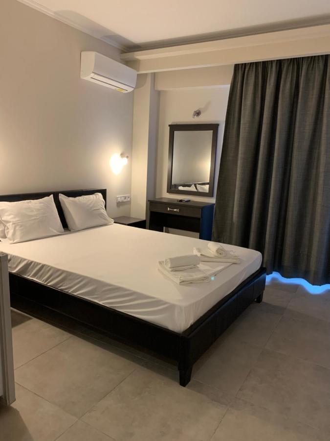 Hotel Banbus 卢特拉艾季普苏 外观 照片