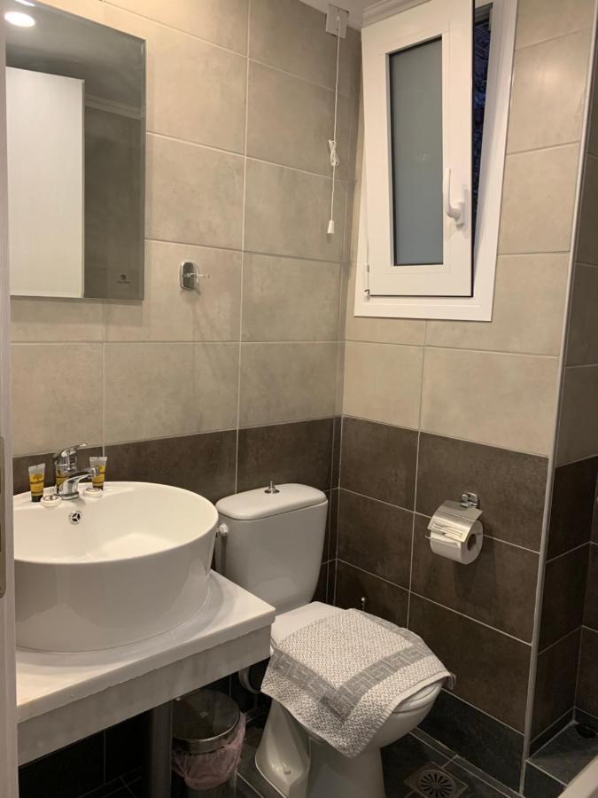 Hotel Banbus 卢特拉艾季普苏 外观 照片