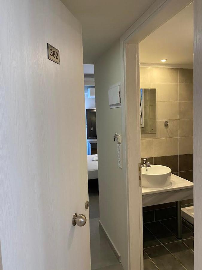 Hotel Banbus 卢特拉艾季普苏 外观 照片