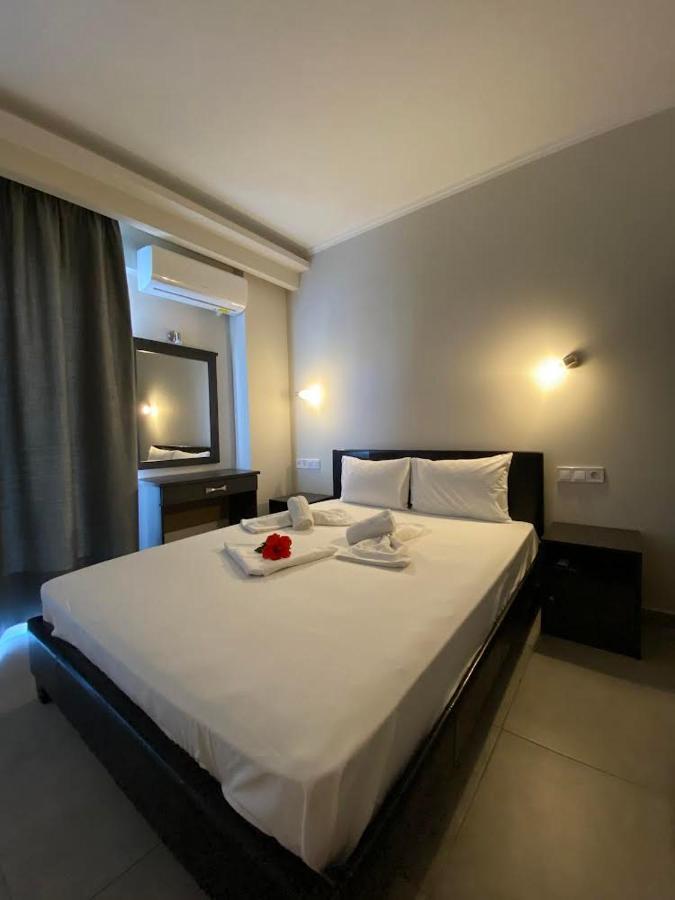 Hotel Banbus 卢特拉艾季普苏 外观 照片