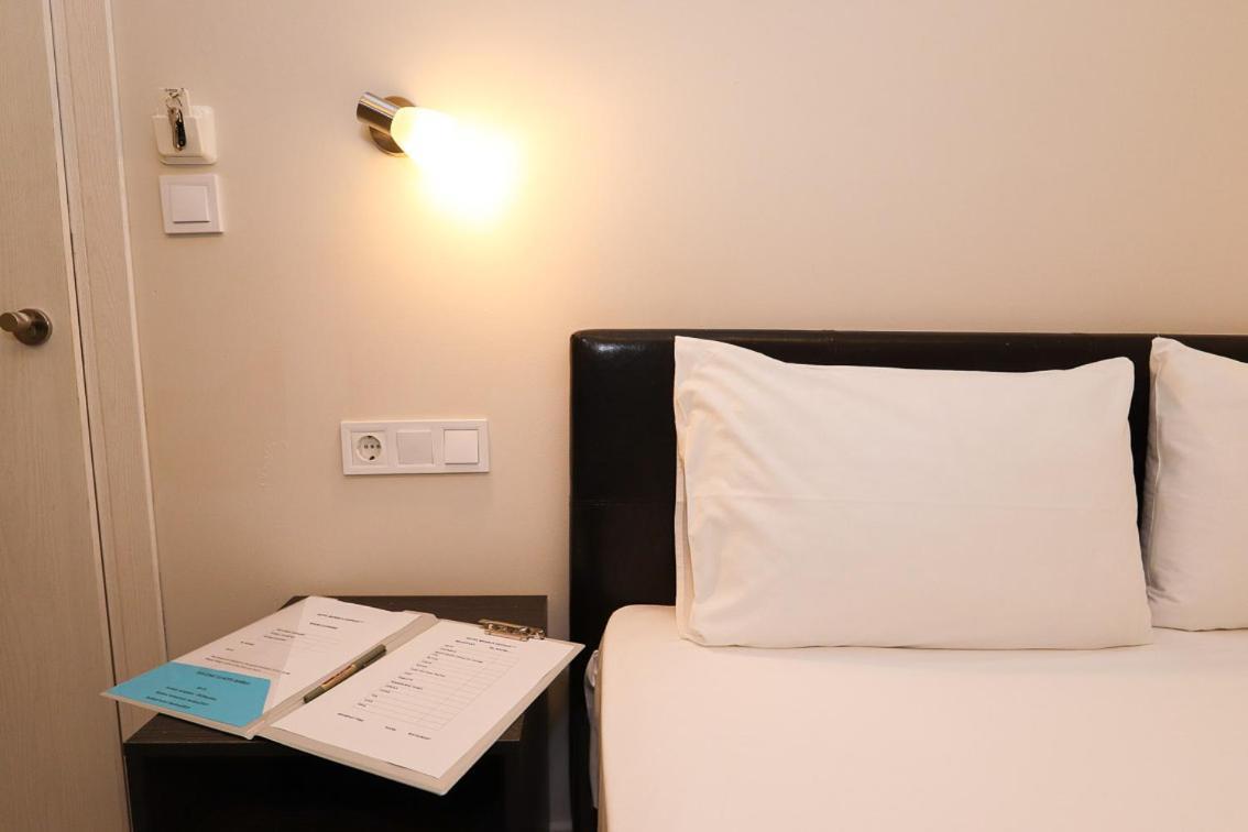 Hotel Banbus 卢特拉艾季普苏 外观 照片
