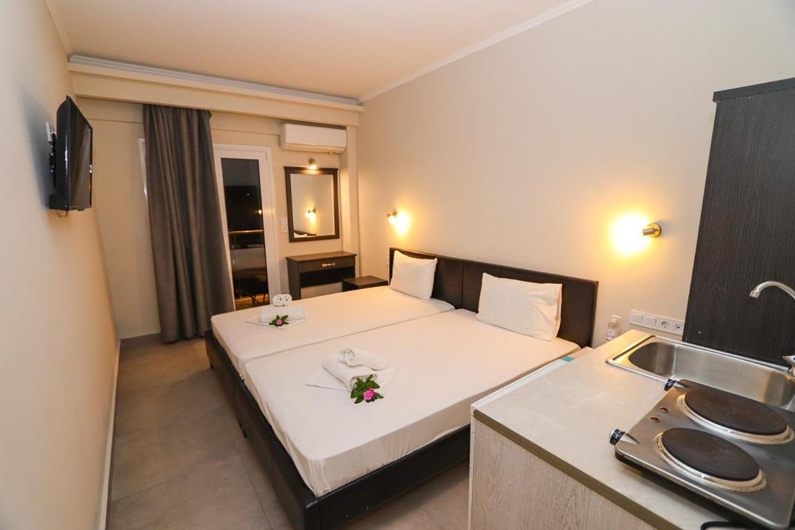 Hotel Banbus 卢特拉艾季普苏 外观 照片
