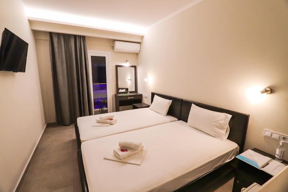 Hotel Banbus 卢特拉艾季普苏 外观 照片